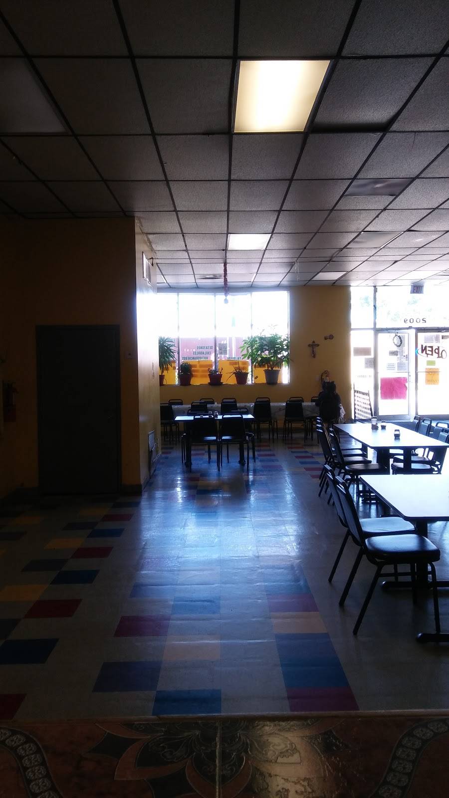 El Sol De Tonatico Restaurant | restaurant | 2009 Washington St, Waukegan, IL 60085, USA | 8476728494 OR +1 847-672-8494