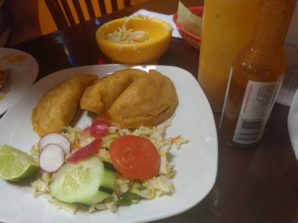 Pupuseria El Zunzal | restaurant | 2081 N Decatur Blvd, Las Vegas, NV 89108, USA | 7027785565 OR +1 702-778-5565