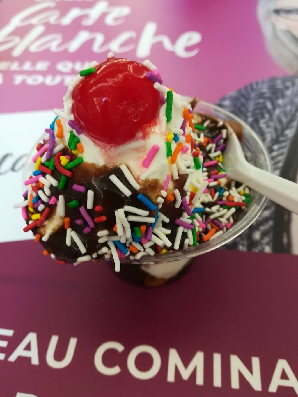 La Crémière | restaurant | 3333 Rue du Carrefour, Québec, QC G1C 5R9, Canada | 4186604222 OR +1 418-660-4222