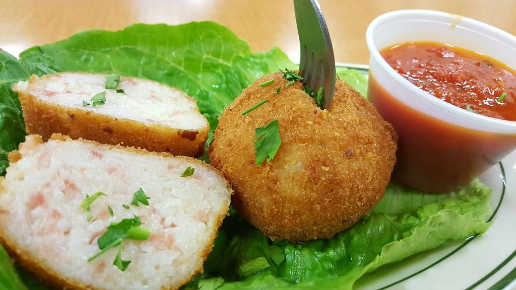 Krispy Pizza | restaurant | 7112 13th Ave, Brooklyn, NY 11228, USA | 7187459618 OR +1 718-745-9618