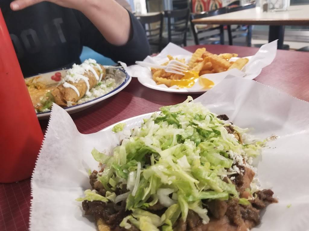 Golosinas El Encanto | restaurant | 5301, 1115 Washington St, Waukegan, IL 60085, USA | 8476255103 OR +1 847-625-5103