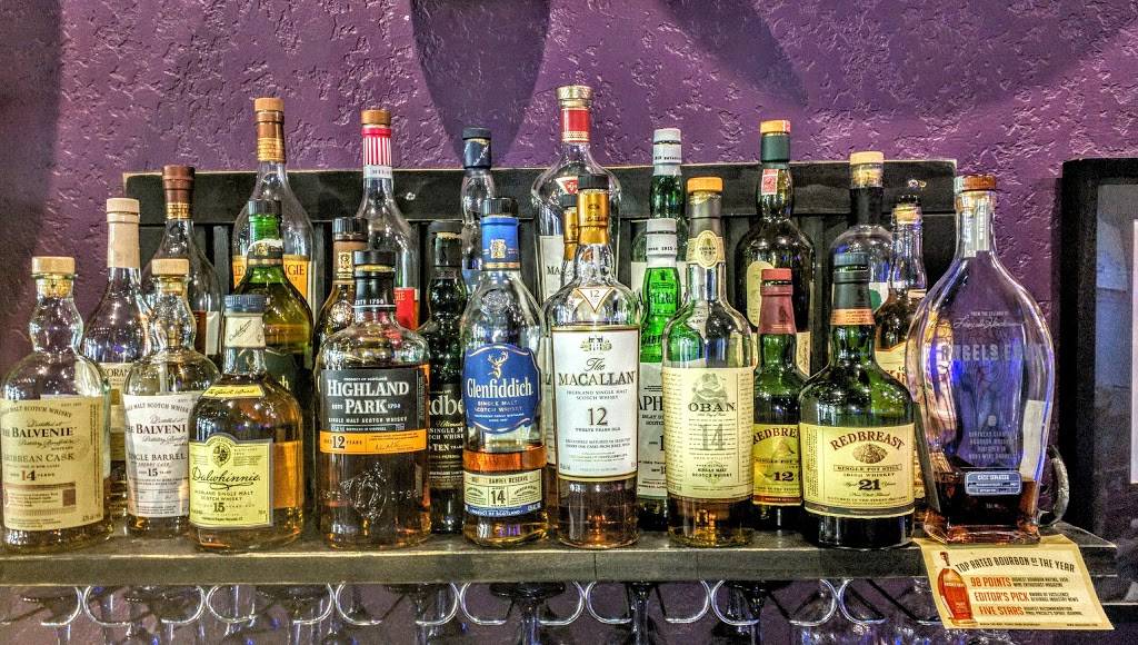 Pilars (Martini) | restaurant | 146 W Plant St #120, Winter Garden, FL 34787, USA | 4073698900 OR +1 407-369-8900