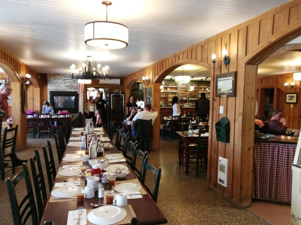 Vergers et Cidrerie Denis Charbonneau | restaurant | 575 Rang de la Montagne, Mont-Saint-Grégoire, QC J0J 1K0, Canada | 4503479184 OR +1 450-347-9184