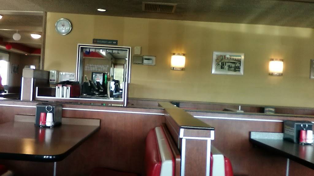 Carls Jr. | restaurant | 1300 Bridge St, Yuba City, CA 95993, USA | 5306710885 OR +1 530-671-0885