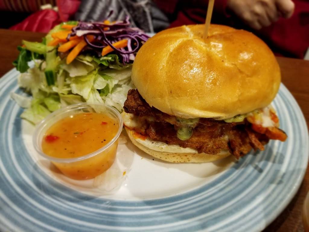 Swiss Chalet | restaurant | 205 Marycroft Ave Unit 14, Woodbridge, ON L4L 5X8, Canada | 9058562948 OR +1 905-856-2948