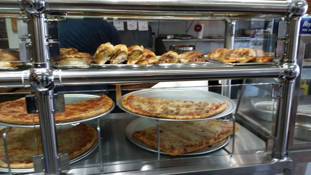 Pizzelis | restaurant | 1354 Newbridge Rd, North Bellmore, NY 11710, USA | 5167831300 OR +1 516-783-1300