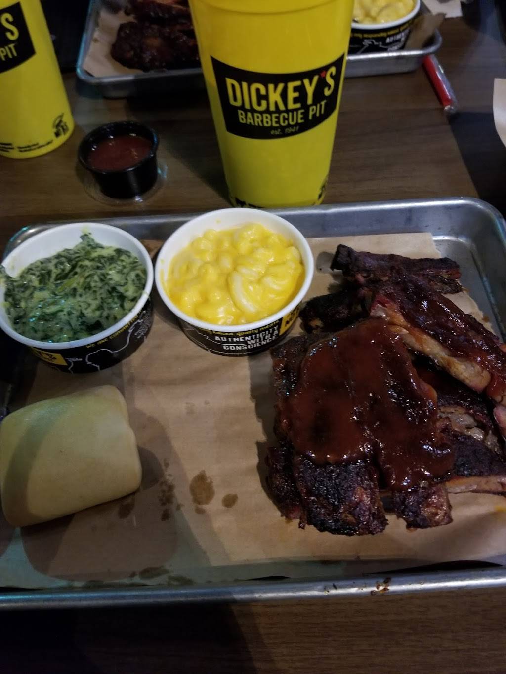 Dickeys Barbecue Pit | restaurant | 1227 Ohio Pike, Amelia, OH 45102, USA | 5138022700 OR +1 513-802-2700