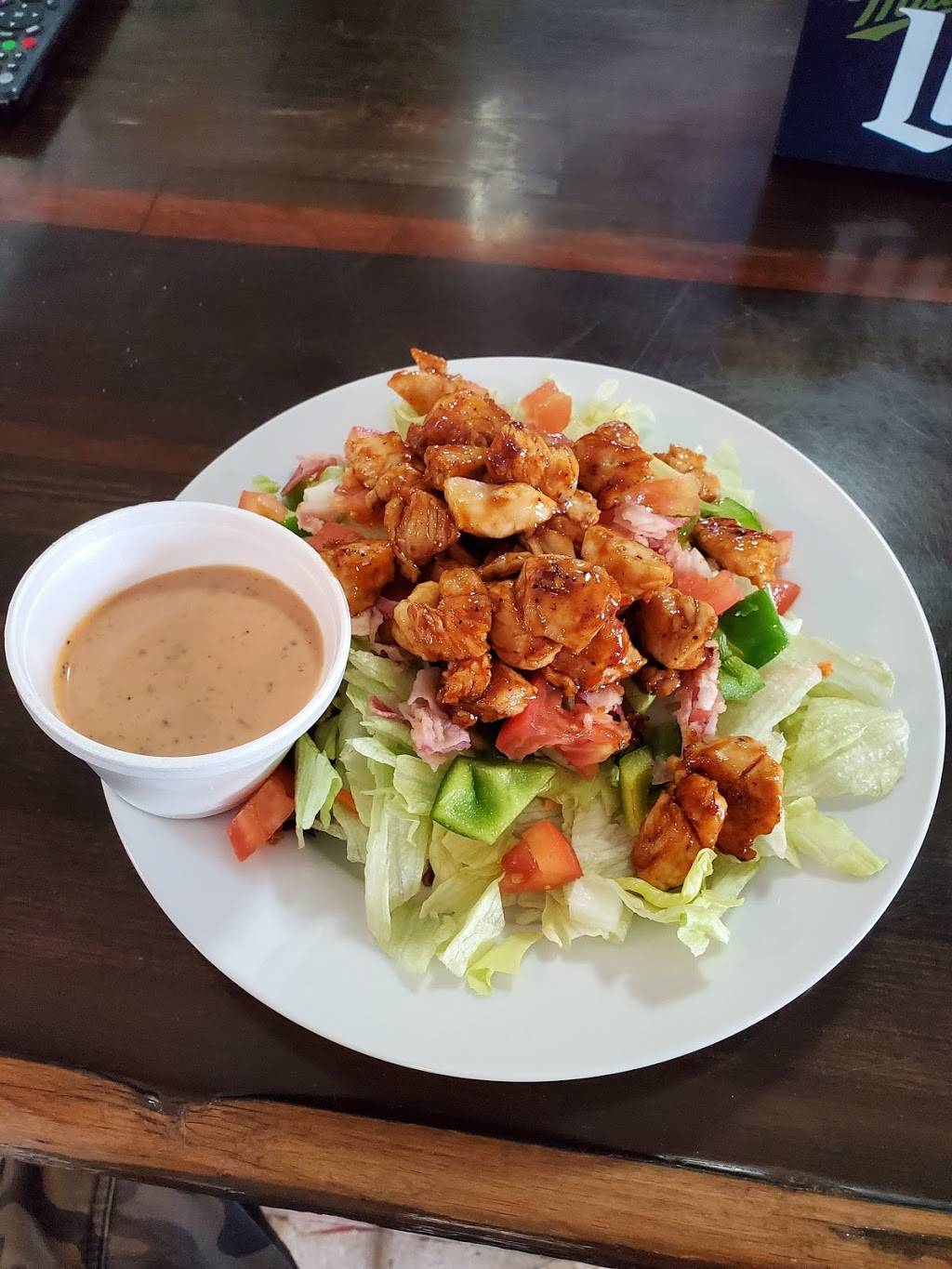 The Lucky Frog Bar and Grill | restaurant | 313 N Salina St, McCausland, IA 52758, USA | 5632253764 OR +1 563-225-3764