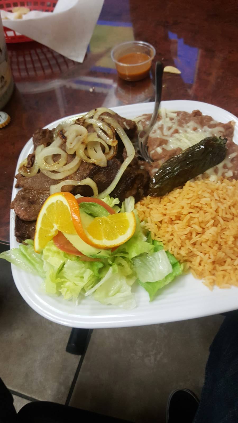 Fiesta Mexican Grill | restaurant | 1635 S Oxnard Blvd, Oxnard, CA 93030, USA | 8054874300 OR +1 805-487-4300