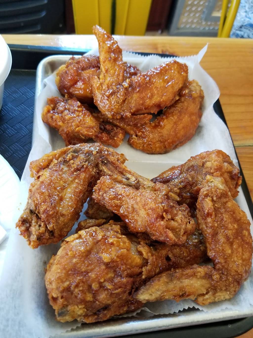 Boom Boom Chicken | restaurant | 160 University Ave, Newark, NJ 07102, USA | 9739913670 OR +1 973-991-3670