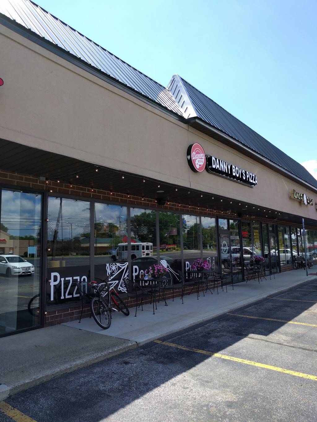 Danny Boys Pizza | restaurant | 24129 Lorain Rd, North Olmsted, OH 44070, USA | 4403607800 OR +1 440-360-7800
