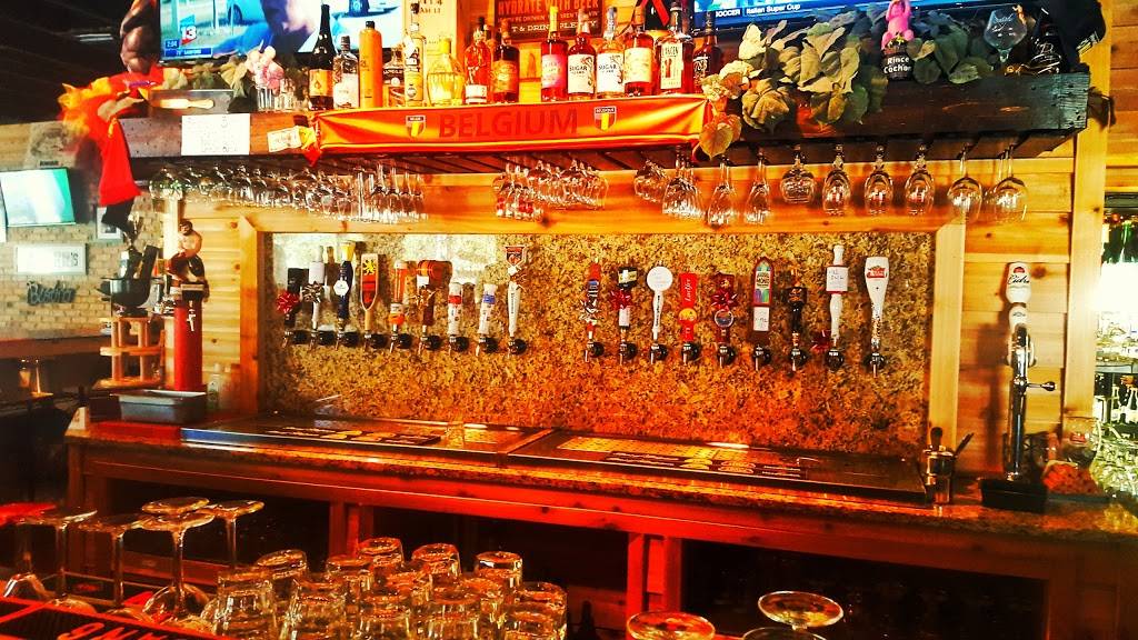 Busters Bistro | restaurant | 300 Sanford Ave, Sanford, FL 32771, USA | 4077326880 OR +1 407-732-6880