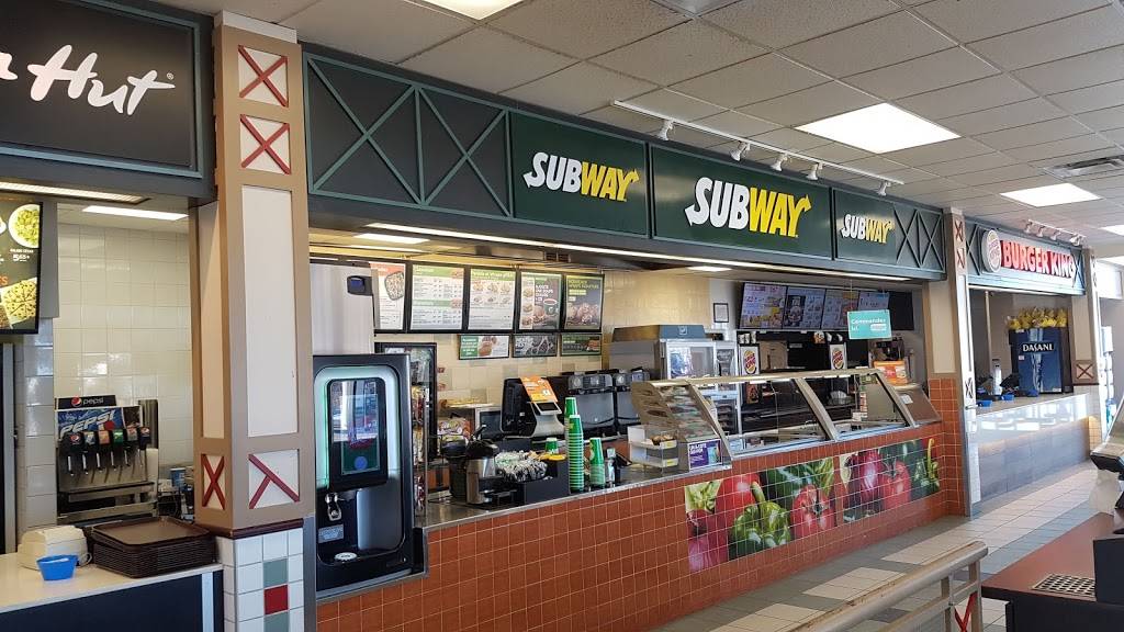 Restaurant SUBWAY | restaurant | 100 QC-201, Rigaud, QC J0P 1P0, Canada | 4504581000 OR +1 450-458-1000