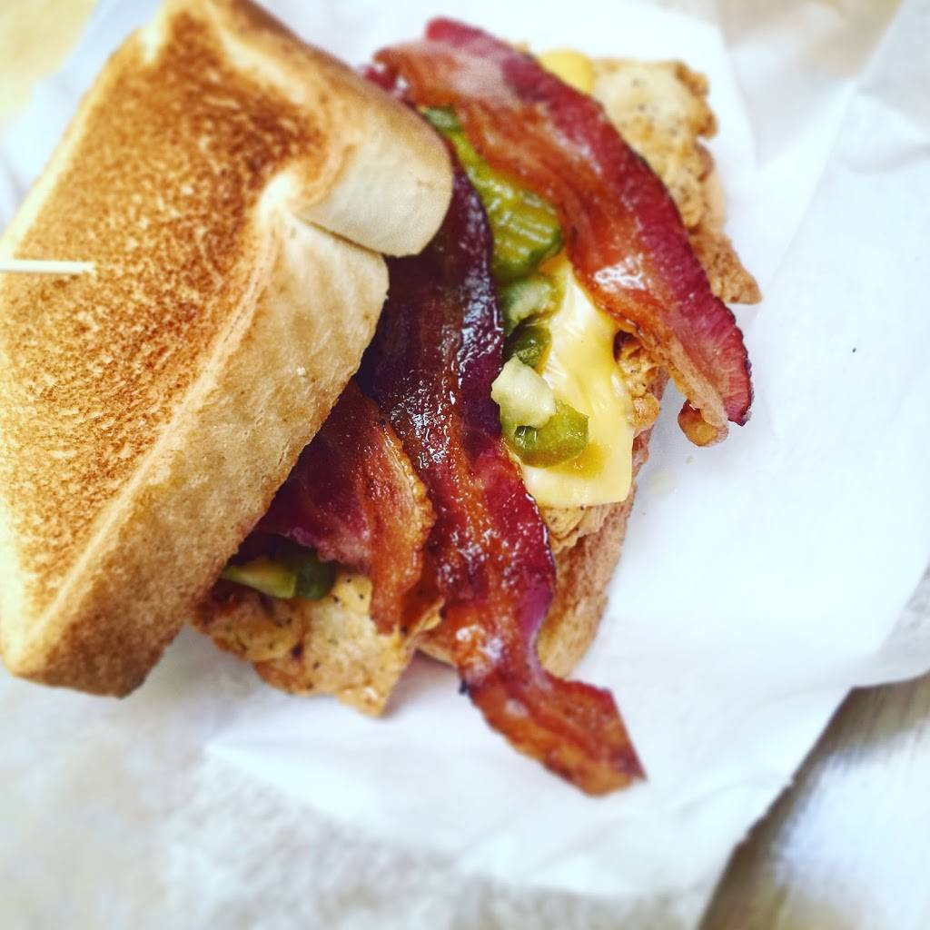 Liberty Rock Tavern | restaurant | 229 Bridgeport Ave, Milford, CT 06460, USA | 2032833485 OR +1 203-283-3485