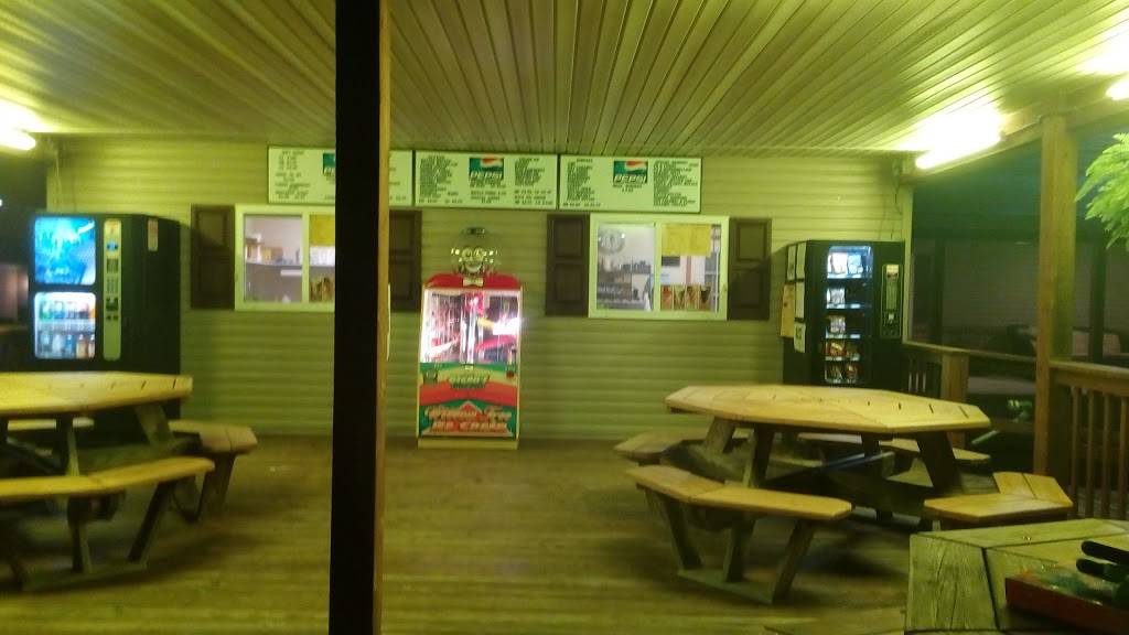 Willow Tree Ice Cream | restaurant | 505 Julian St, Williamstown, PA 17098, USA | 7176470107 OR +1 717-647-0107