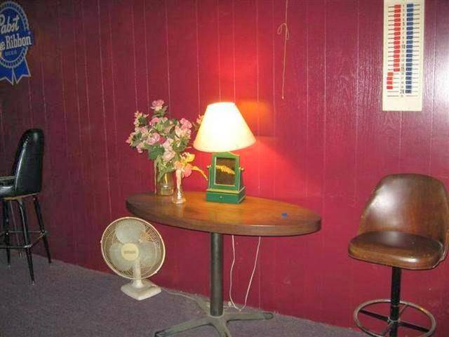 Jay Dees Tavern | restaurant | 25196 Alston Rd, Rainier, OR 97048, USA | 5035569753 OR +1 503-556-9753