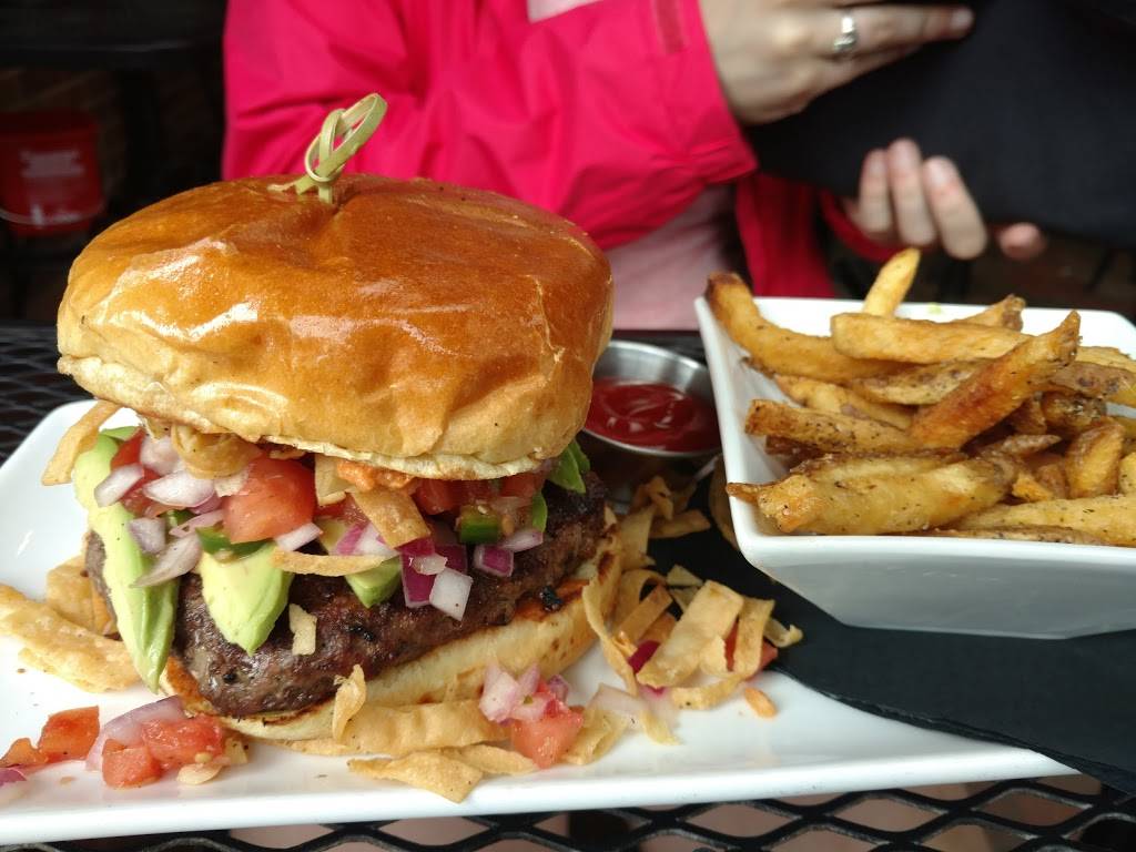 The District | restaurant | 103 Congress Street, Portsmouth, NH 03801, USA | 6035010586 OR +1 603-501-0586