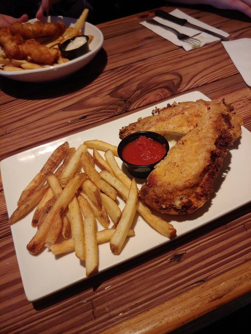 Millers Ale House - Lancaster | restaurant | 1000 Christopher Place, Lancaster, PA 17601, USA | 7178034004 OR +1 717-803-4004