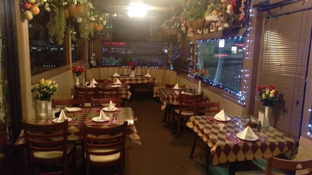 Two Guys from Italy | restaurant | 16915 San Fernando Mission Blvd, Granada Hills, CA 91344, USA | 8183602292 OR +1 818-360-2292