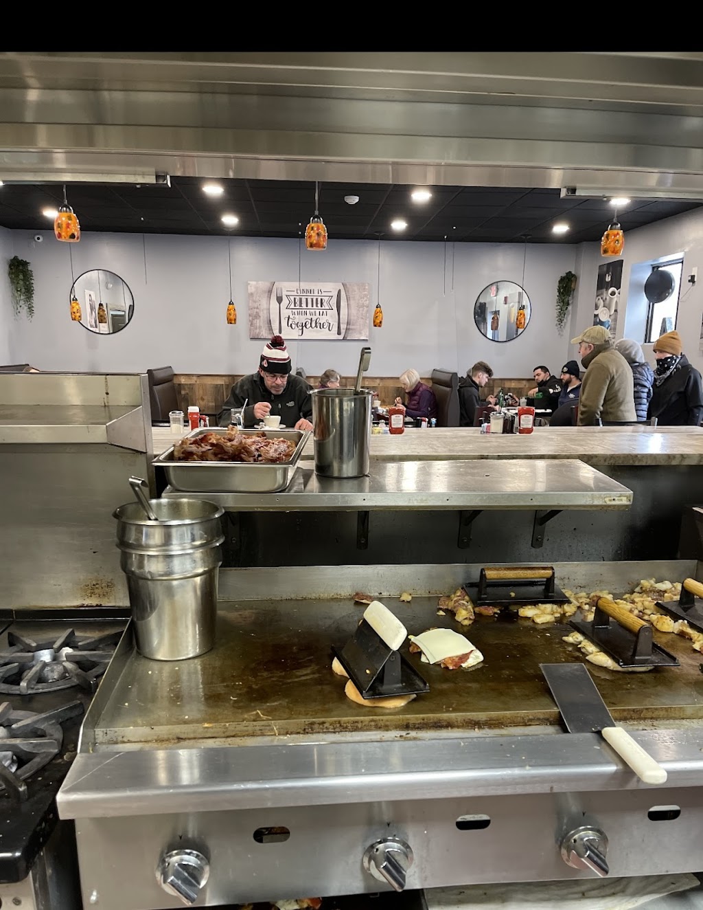 Kings Of Flavor | restaurant | 61 New Salem St, Wakefield, MA 01880, USA | 7815870950 OR +1 781-587-0950