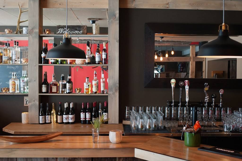 Nikosi Bistro Pub | restaurant | 721 Chemin Riverside, Wakefield, QC J0X 3G0, Canada | 8194593773 OR +1 819-459-3773