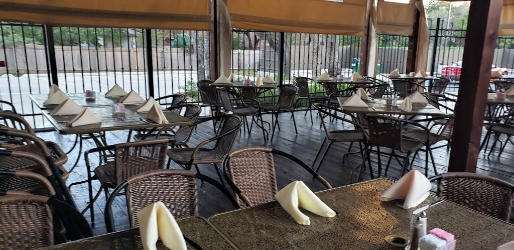 Hacienda Camila | restaurant | 14814 Jones Maltsberger Rd, San Antonio, TX 78247, USA | 2104675154 OR +1 210-467-5154