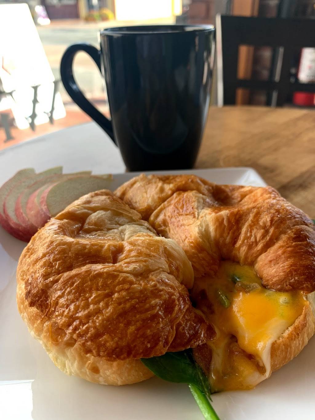 Dick and Janes | restaurant | 146 N Woodland Blvd, DeLand, FL 32720, USA | 3868229280 OR +1 386-822-9280