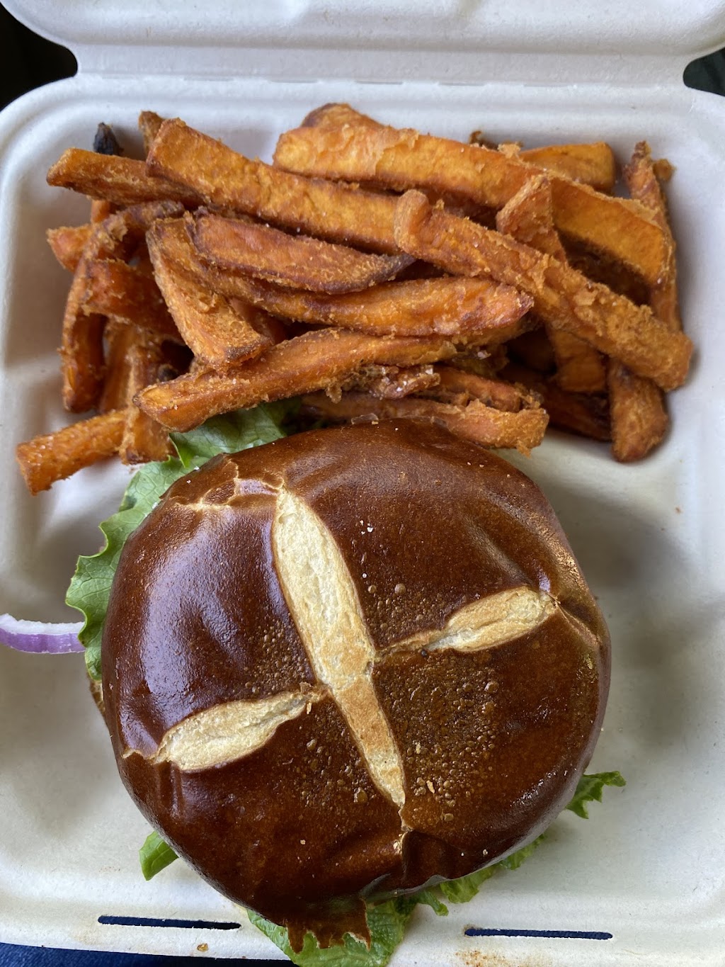 Vegan Comforts Soul Food | restaurant | 814 Cherry Ave, Charlottesville, VA 22903, USA | 4342600073 OR +1 434-260-0073