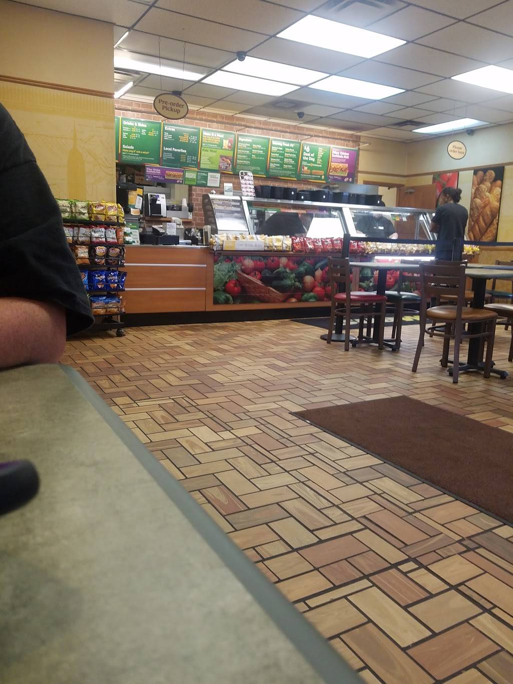 Subway Restaurants | restaurant | 719 Fairmont Ave Ste 201, Fairmont, WV 26554, USA | 3043661411 OR +1 304-366-1411