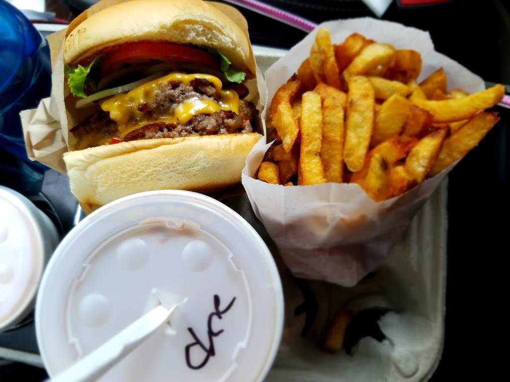 The Burgers Priest | restaurant | 1636 Queen St E, Toronto, ON M4L 1G3, Canada | 6473460617 OR +1 647-346-0617