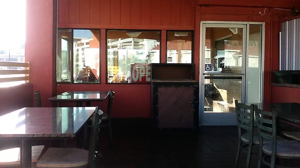 Robertitos Taco Shop | restaurant | 2623 Tuolumne St, Fresno, CA 93721, USA | 5592371034 OR +1 559-237-1034