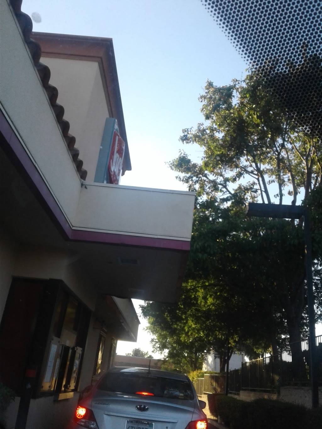 Jack in the Box | restaurant | 3493 McKee Rd, San Jose, CA 95127, USA | 4085994664 OR +1 408-599-4664