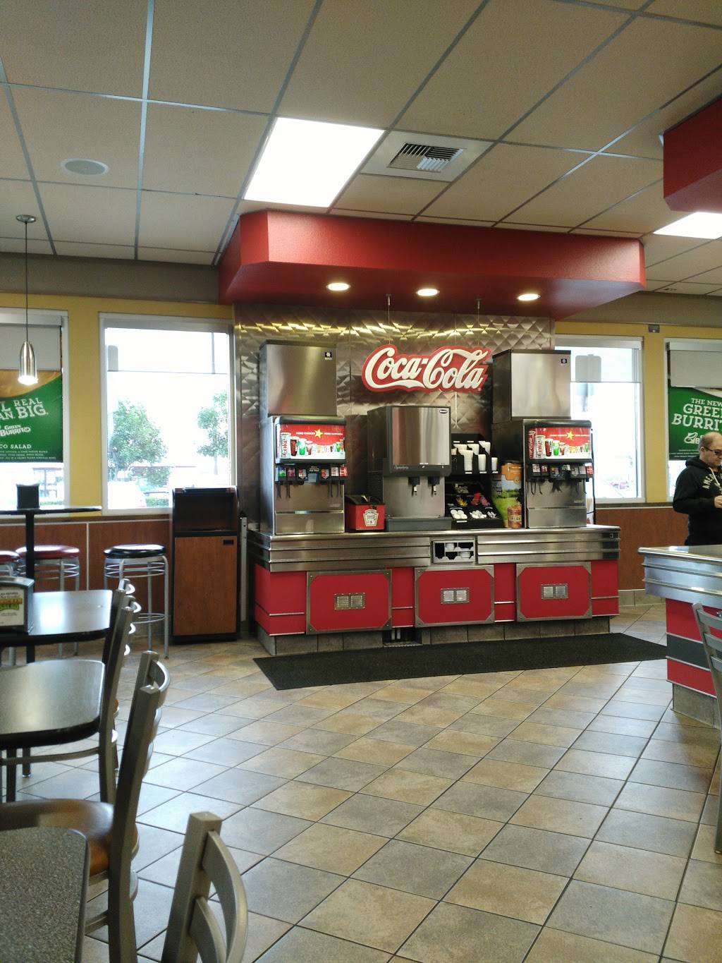 Carls Jr. | restaurant | 3255 Saviers Rd, Oxnard, CA 93033, USA | 8054860328 OR +1 805-486-0328