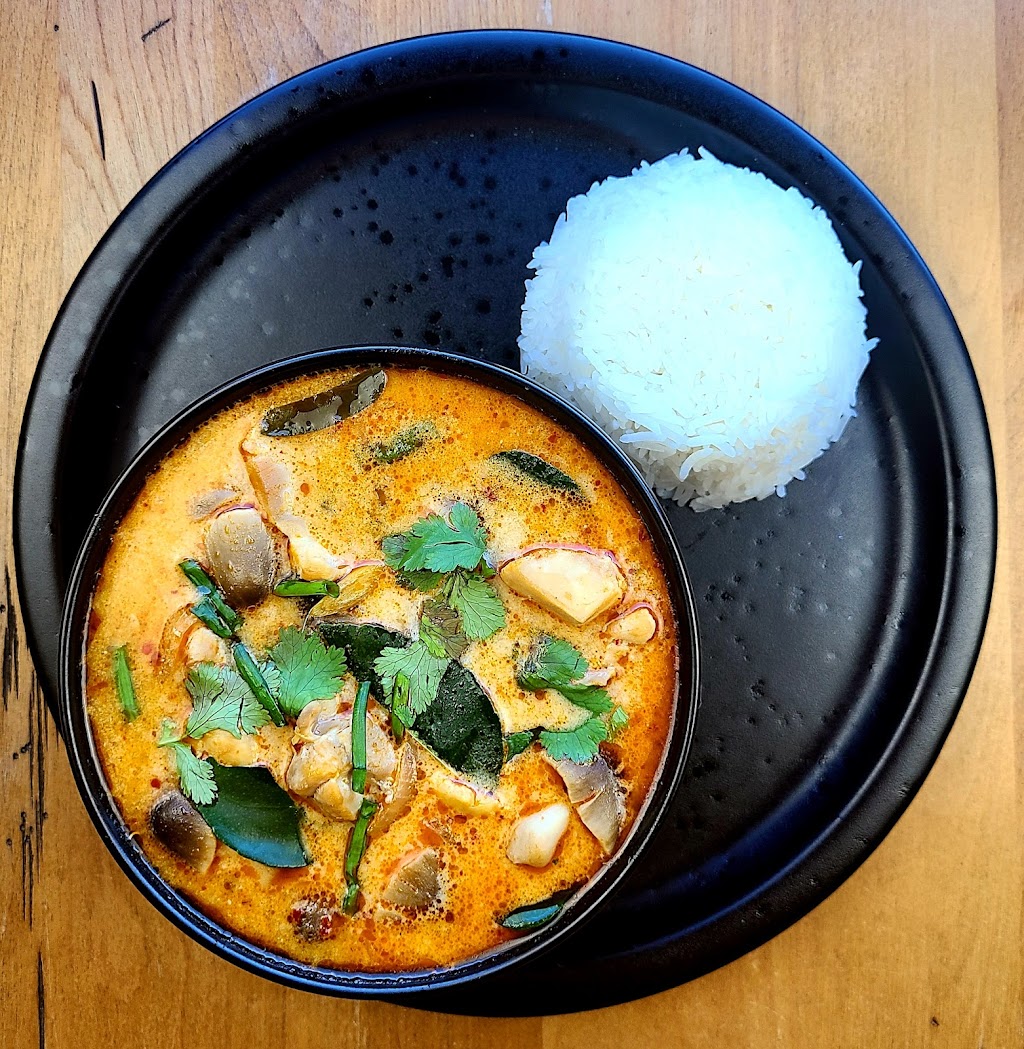 LotusThai2Go | restaurant | Williams Dr, Oxnard, CA 93030, USA | 8052332063 OR +1 805-233-2063