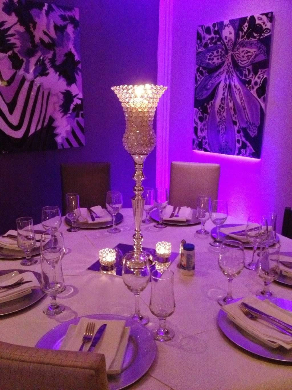 Lezvos West | restaurant | 4235 Boulevard Décarie, Montréal, QC H4A 3K4, Canada | 5144840400 OR +1 514-484-0400