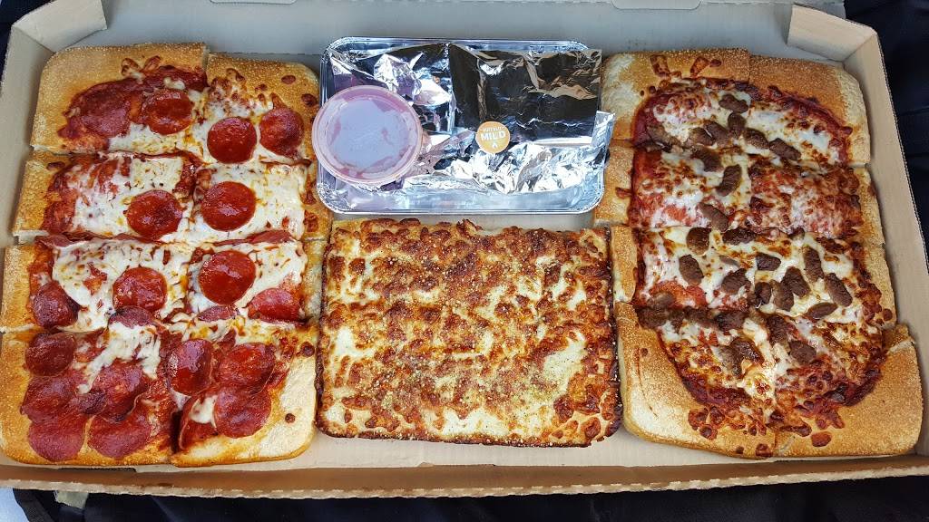 Pizza Hut | meal takeaway | 23244 SW 112th Ave, Princeton, FL 33032, USA | 3058300550 OR +1 305-830-0550