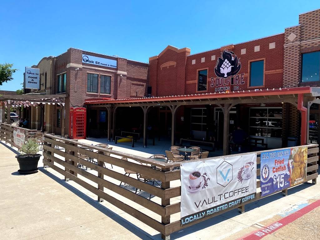 The Hot Potato | restaurant | 206 N Oak St, Roanoke, TX 76262, USA | 2149096511 OR +1 214-909-6511