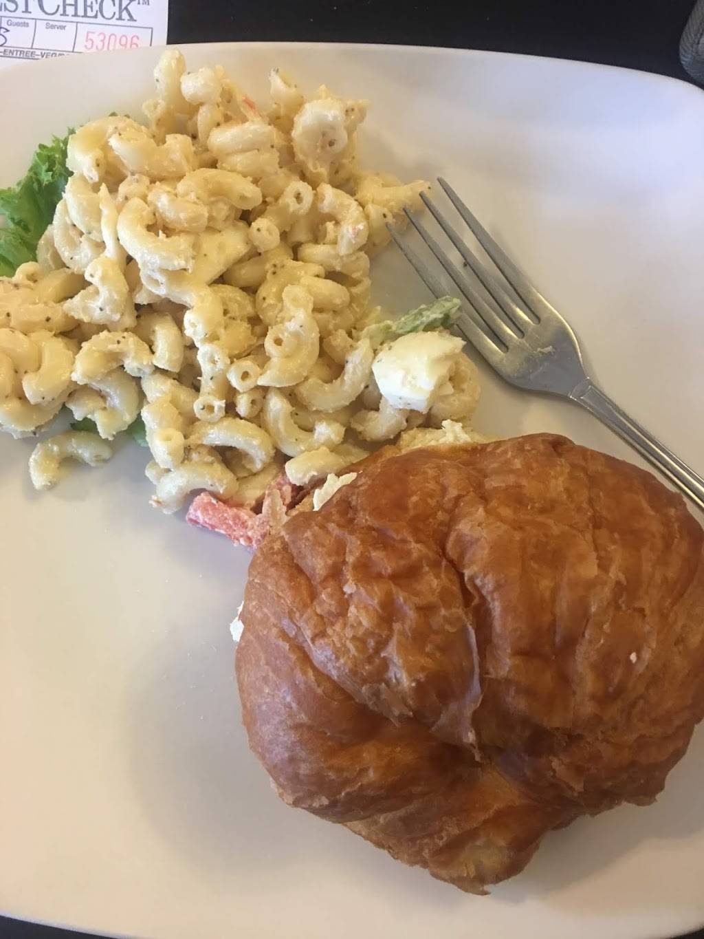 Mrs Lacys Magnolia House | restaurant | 405 Carthage St, Sanford, NC 27330, USA | 9197776787 OR +1 919-777-6787