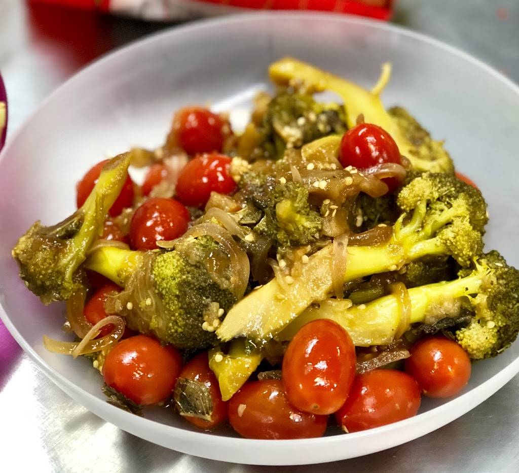 Gypsy Q Asian Fusion BBQ | restaurant | 3410 Brighton Blvd, Denver, CO 80216, USA | 3039296906 OR +1 303-929-6906