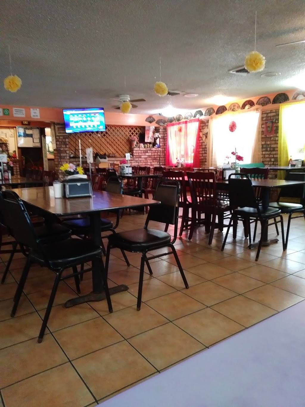 El Rancho Mexican Restaurant | restaurant | 615 2nd St, Pleasanton, TX 78064, USA | 8305693305 OR +1 830-569-3305