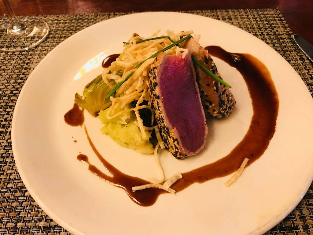 McCormick & Schmicks Seafood & Steaks | restaurant | 200 S Tryon St, Charlotte, NC 28202, USA | 7043770201 OR +1 704-377-0201