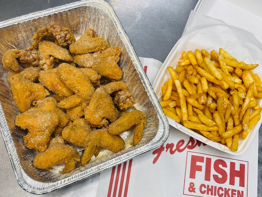 King Sharks Fish & Chicken Market | meal takeaway | 1002 N Post Rd, Indianapolis, IN 46219, USA | 3173774495 OR +1 317-377-4495