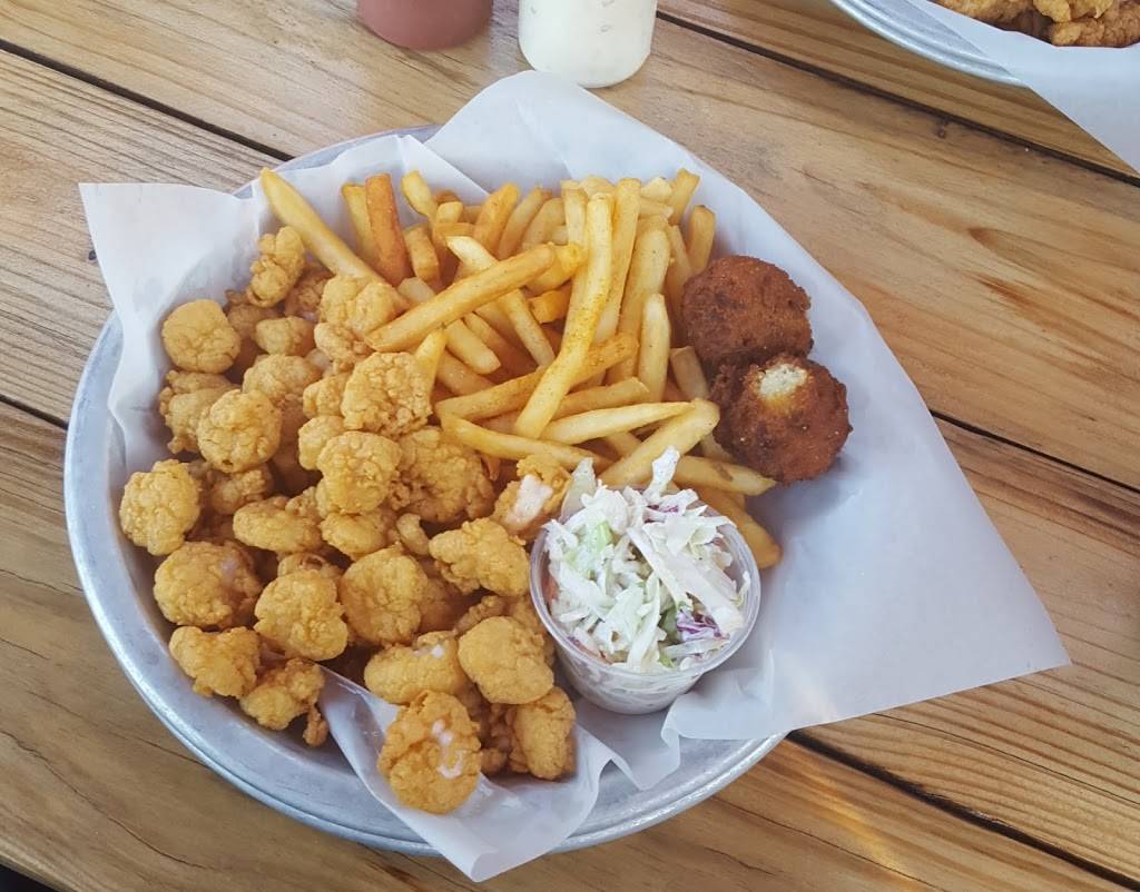 Low Country Fish Camp | restaurant | 903 Central Ave, Summerville, SC 29483, USA | 8432858558 OR +1 843-285-8558