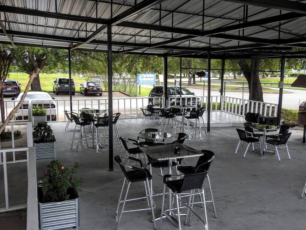 Simba Bar & Grille | restaurant | 2941 Westhollow Dr suite b, Houston, TX 77082, USA | 2813728755 OR +1 281-372-8755