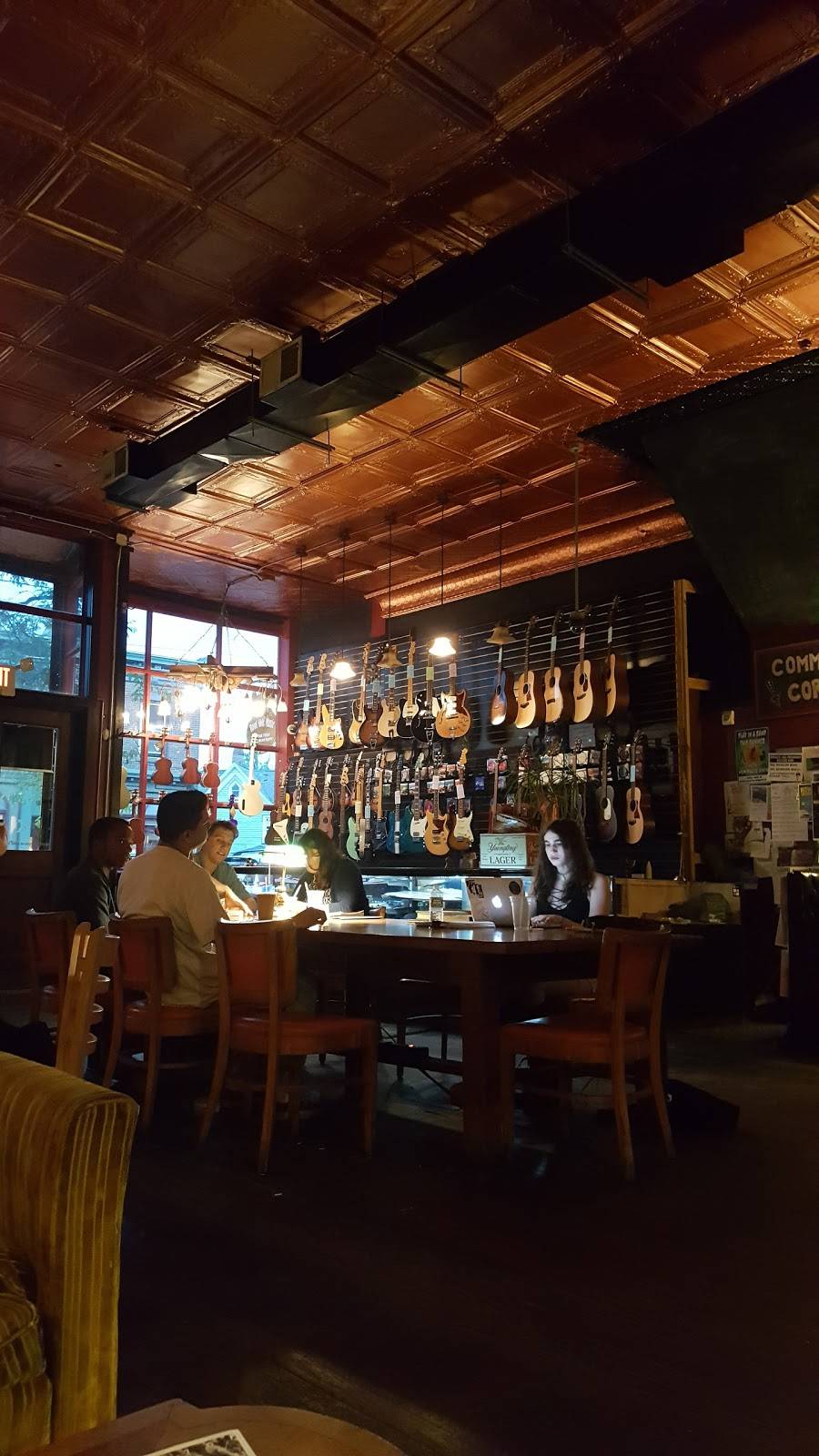 Gourmet Pizza | restaurant | 68 Main St, New Paltz, NY 12561, USA | 8452552666 OR +1 845-255-2666