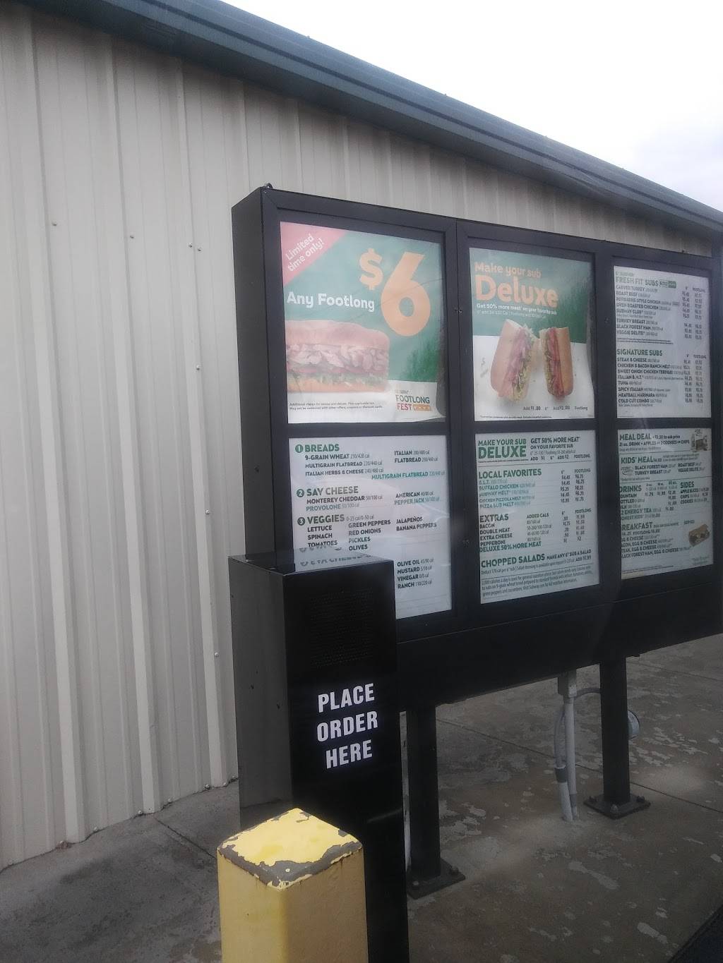 Subway | restaurant | 109 E Stone Dr, Kingsport, TN 37660, USA | 4237650062 OR +1 423-765-0062