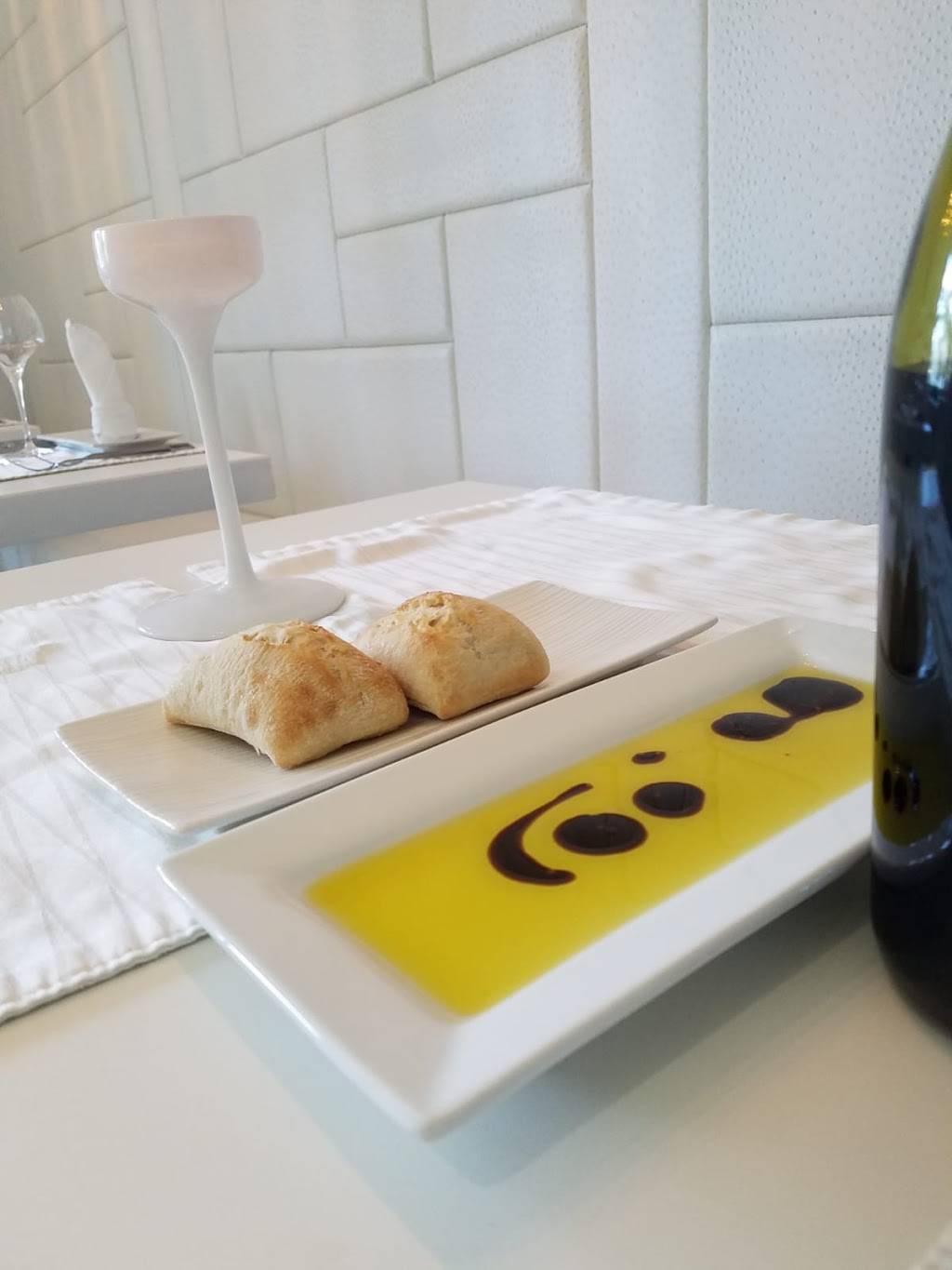 Ristorante Santucci | restaurant | 610 Clematis St #1, West Palm Beach, FL 33401, USA | 5613372532 OR +1 561-337-2532