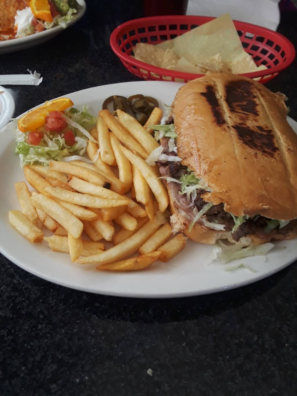 Adelitas | restaurant | 14958 7th St, Victorville, CA 92395, USA | 4422292726 OR +1 442-229-2726