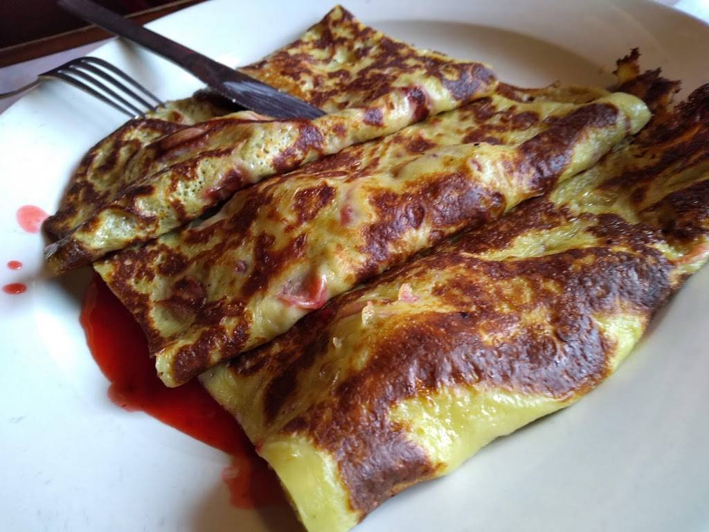 Family House Restaurant & Sports Bar | restaurant | 312 Kennedy Dr, Bradley, IL 60915, USA | 8159361160 OR +1 815-936-1160