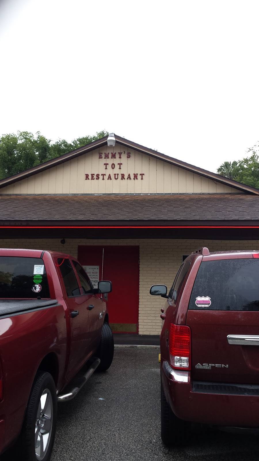 Emmys Time Out Tavern | restaurant | 2069 Old New York Ave, DeLand, FL 32720, USA | 3867340756 OR +1 386-734-0756